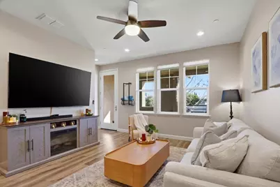 1653 Hillsdale Ave 4, San Jose, CA 95124 - Photo 5