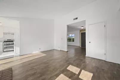 690 Albion Dr, San Jose, CA 95136 - Photo 11