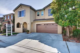 301 Slate Ave, Hollister, CA 95023 - Photo 3