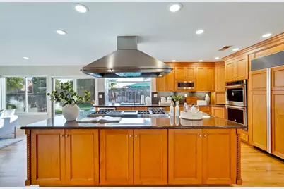 20044 Wheaton Dr, Cupertino, CA 95014 - Photo 19