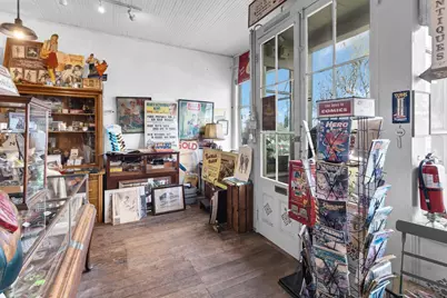 883 Lighthouse Ave, Monterey, CA 93940 - Photo 9