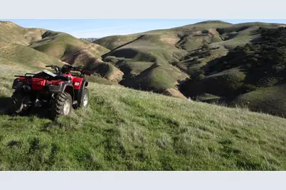 19825 New Idria Rd, Paicines, CA 95043 - Photo 25