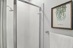 925 De Guigne Dr 4, Sunnyvale, CA 94085 - Photo 31