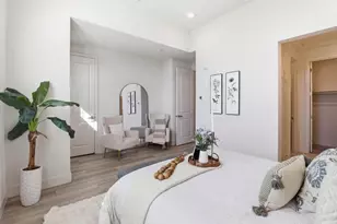 925 De Guigne Dr 4, Sunnyvale, CA 94085 - Photo 25