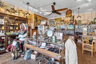 883 Lighthouse Ave, Monterey, CA 93940 - Photo 5