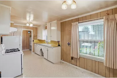 234 Cherry Dr, Salinas, CA 93901 - Photo 13