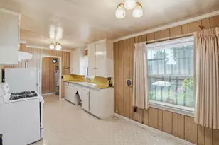 234 Cherry Dr, Salinas, CA 93901 - Photo 13