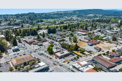 806 Ocean St, Santa Cruz, CA 95060 - Photo 5