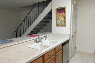 922 Ponselle Ln 3, Capitola, CA 95010 - Photo 9