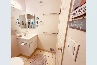 922 Ponselle Ln 3, Capitola, CA 95010 - Photo 9