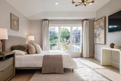 2950 Churchill Dr, Hillsborough, CA 94010 - Photo 15