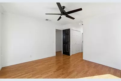 366 Curie  Drive Dr, San Jose, CA 95119 - Photo 25