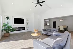 366 Curie Dr Dr, San Jose, CA 95119 - Photo 15