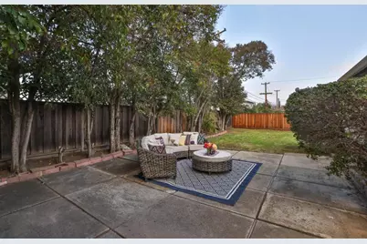 20087 Pacifica Dr, Cupertino, CA 95014 - Photo 23