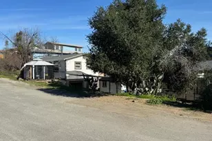 39 N Monterey St, Hollister, CA 95023 - Photo 3