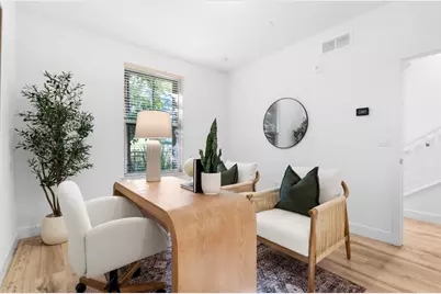 1070 Darwin Ter 4, Sunnyvale, CA 94085 - Photo 27