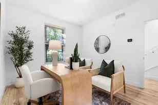 1070 Darwin Ter 4, Sunnyvale, CA 94085 - Photo 27