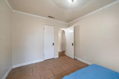 409 Smile Pl, Redding, CA 96001 - Photo 15