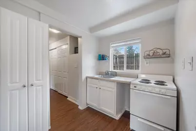 409 Smile Pl, Redding, CA 96001 - Photo 33