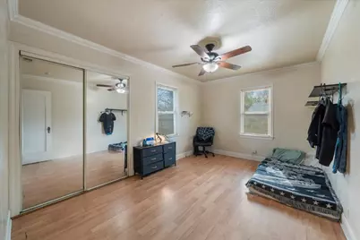 409 Smile Pl, Redding, CA 96001 - Photo 11