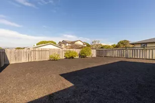 303 Filbert St, Half Moon Bay, CA 94019 - Photo 37