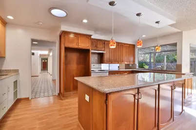 1492 Robsheal Dr, San Jose, CA 95125 - Photo 3