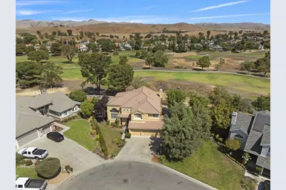 310 Bonnie Ln, Hollister, CA 95023 - Photo 41
