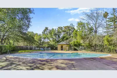 7050 Rainbow Dr 4, San Jose, CA 95129 - Photo 43