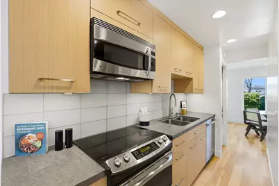 7050 Rainbow Dr 4, San Jose, CA 95129 - Photo 13