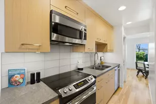 7050 Rainbow Dr 4, San Jose, CA 95129 - Photo 13