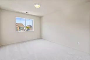 1169 Park W Dr, Pittsburg, CA 94565 - Photo 17