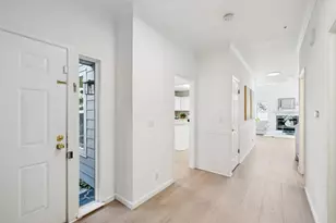 1 Binnacle Ln, Foster City, CA 94404 - Photo 9