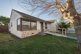 89 Clark St, Salinas, CA 93901 - Photo 3