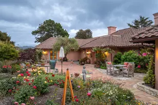 25987 Rio Vista Dr, Carmel, CA 93923 - Photo 3