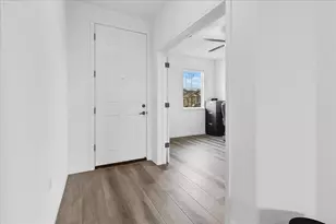 1860 Hydrangea Dr, Hollister, CA 95023 - Photo 11