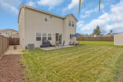 1860 Hydrangea Dr, Hollister, CA 95023 - Photo 51