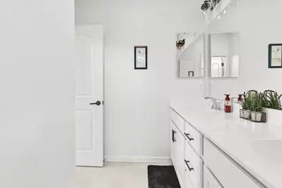 1860 Hydrangea Dr, Hollister, CA 95023 - Photo 45