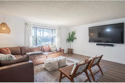 330 Woodside Dr 105, Salinas, CA 93901 - Photo 5