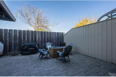 330 Woodside Dr 105, Salinas, CA 93901 - Photo 33