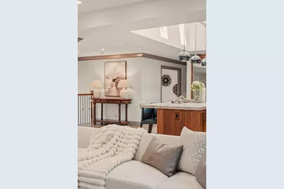 11913 Murietta Ln, Los Altos Hills, CA 94022 - Photo 7