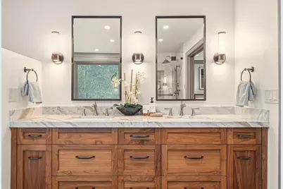 11913 Murietta Ln, Los Altos Hills, CA 94022 - Photo 27