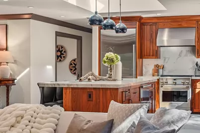 11913 Murietta Ln, Los Altos Hills, CA 94022 - Photo 17