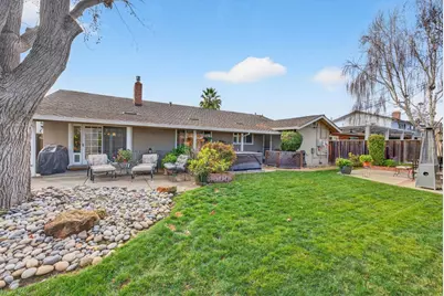 2338 Gunar Dr, San Jose, CA 95124 - Photo 41