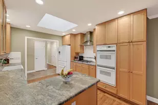 2338 Gunar Dr, San Jose, CA 95124 - Photo 9