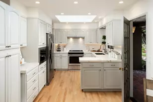 260 Trianon Way, Los Altos, CA 94022 - Photo 13