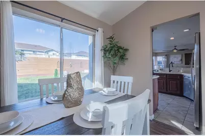 1829 Delancey Dr, Salinas, CA 93906 - Photo 7