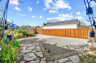 1365 Vine St, San Jose, CA 95110 - Photo 25