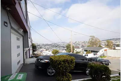 936 Brussels St, San Francisco, CA 94134 - Photo 13