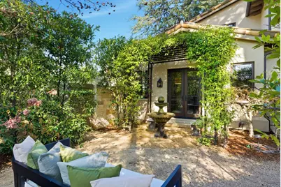 1711 Webster St, Palo Alto, CA 94301 - Photo 7