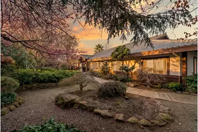 24952 Cypress Ave, Hayward, CA 94544 - Photo 5